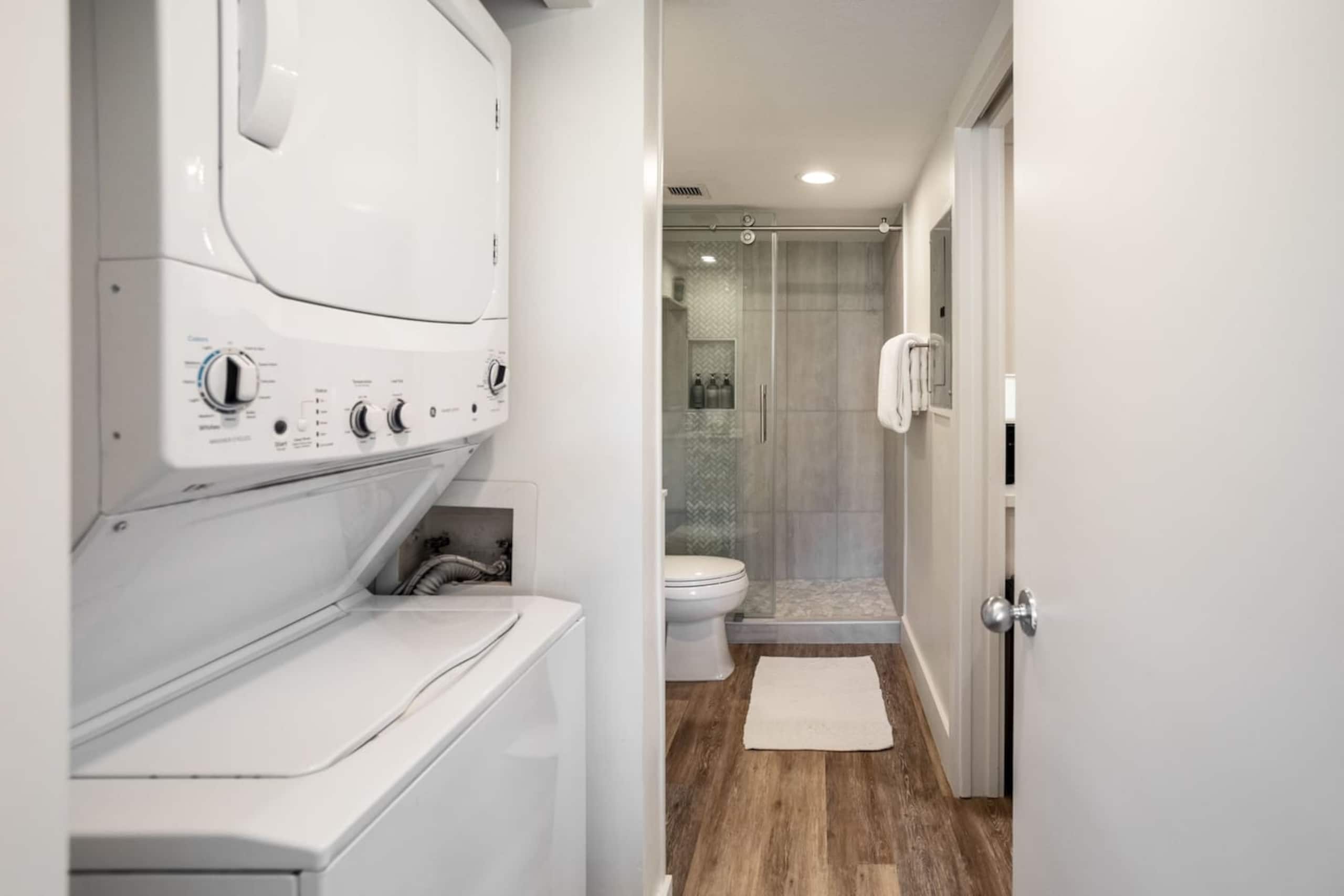 Condo in Kihei · ★4.94 · 1 bedroom · 2 beds · 1 shared bath - Image 12