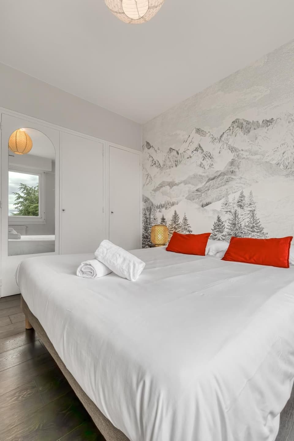 La Cour du Château · Splendide Vue Lac · Terrasse — photo 1