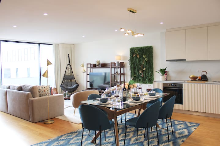 MX Porto Unique Top View W/ AC