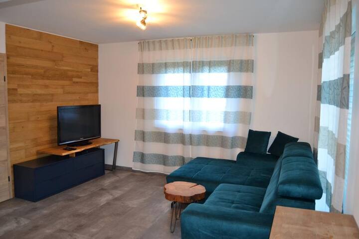 พื้นที่นั่งเล่น