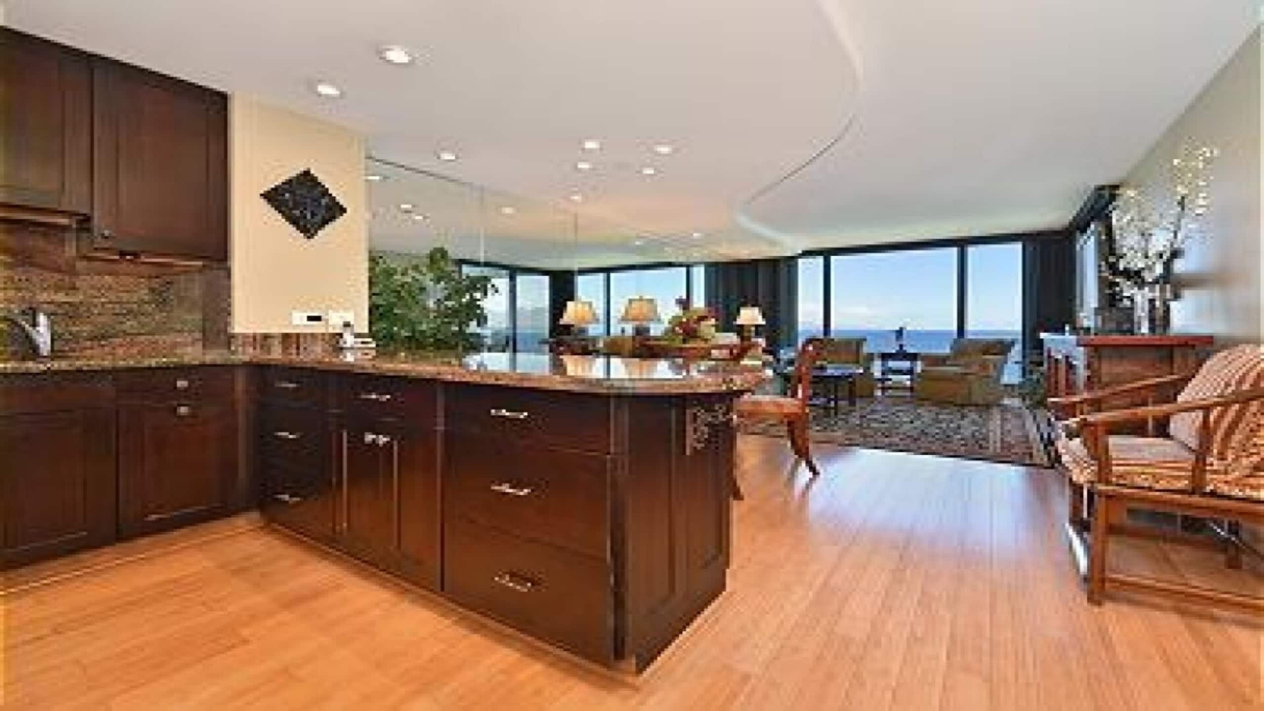 Condo in Lahaina · ★4.92 · 1 bedroom · 2 beds · 1 bath - Image 8
