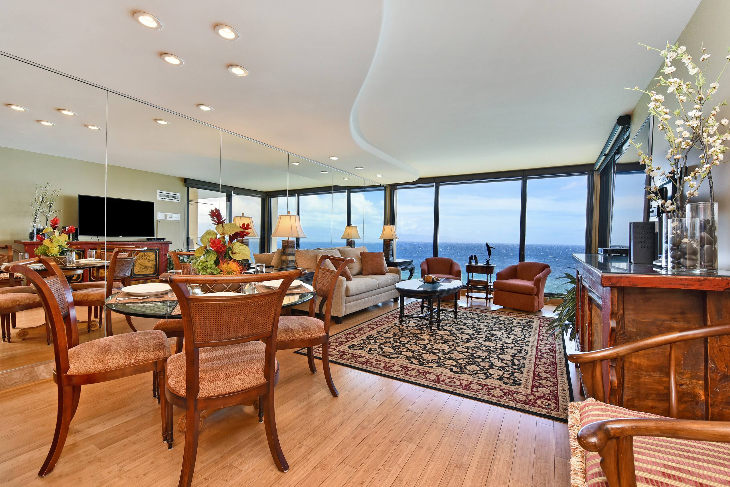 Condo in Lahaina · ★4.92 · 1 bedroom · 2 beds · 1 bath - Image 13