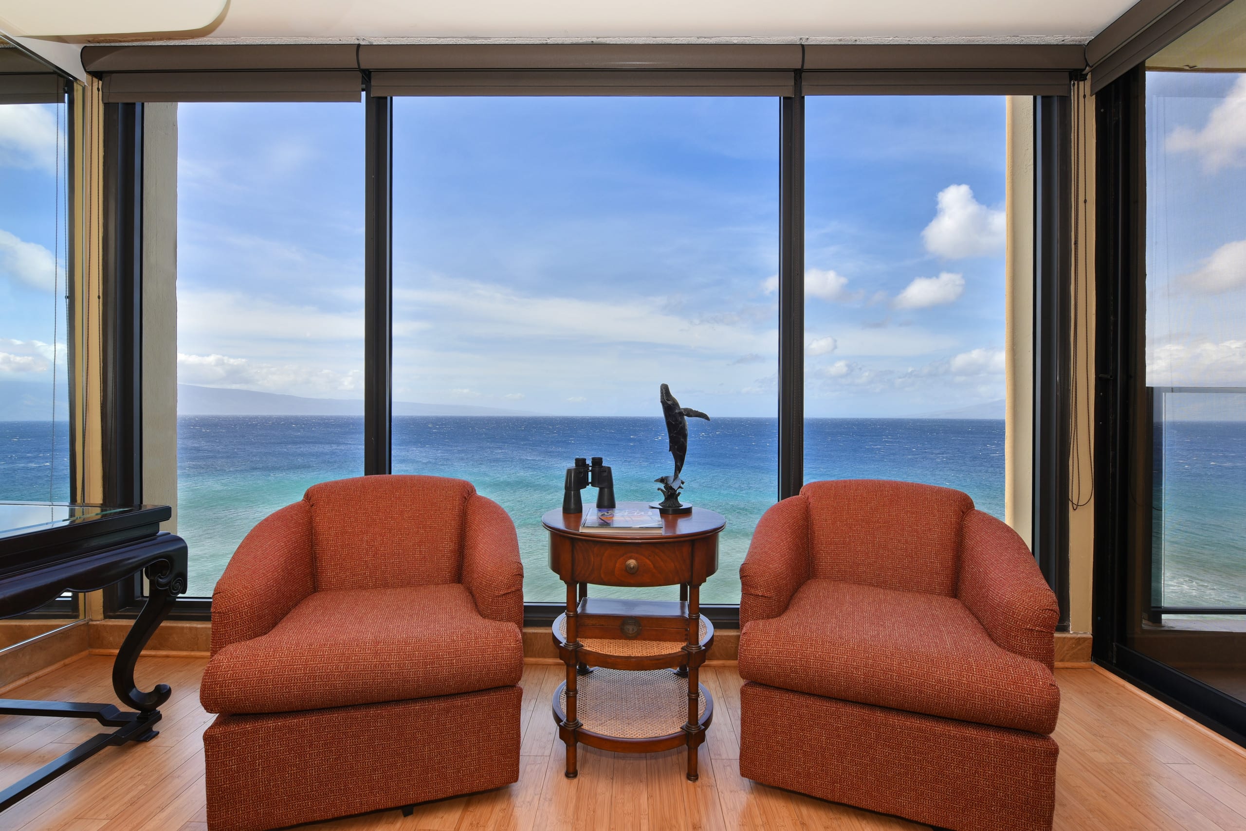 Condo in Lahaina · ★4.92 · 1 bedroom · 2 beds · 1 bath - Image 3