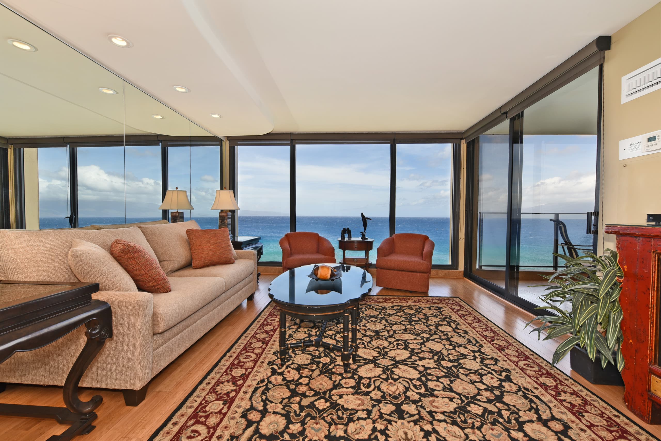 Condo in Lahaina · ★4.92 · 1 bedroom · 2 beds · 1 bath - Image 5