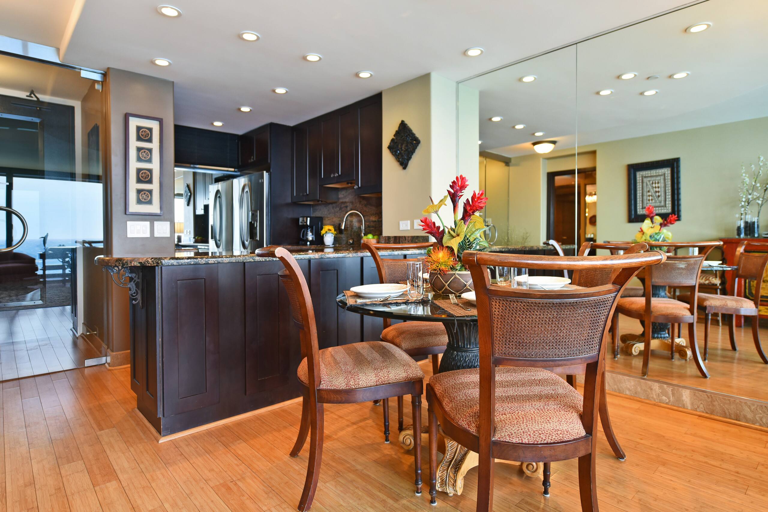 Condo in Lahaina · ★4.92 · 1 bedroom · 2 beds · 1 bath - Image 12