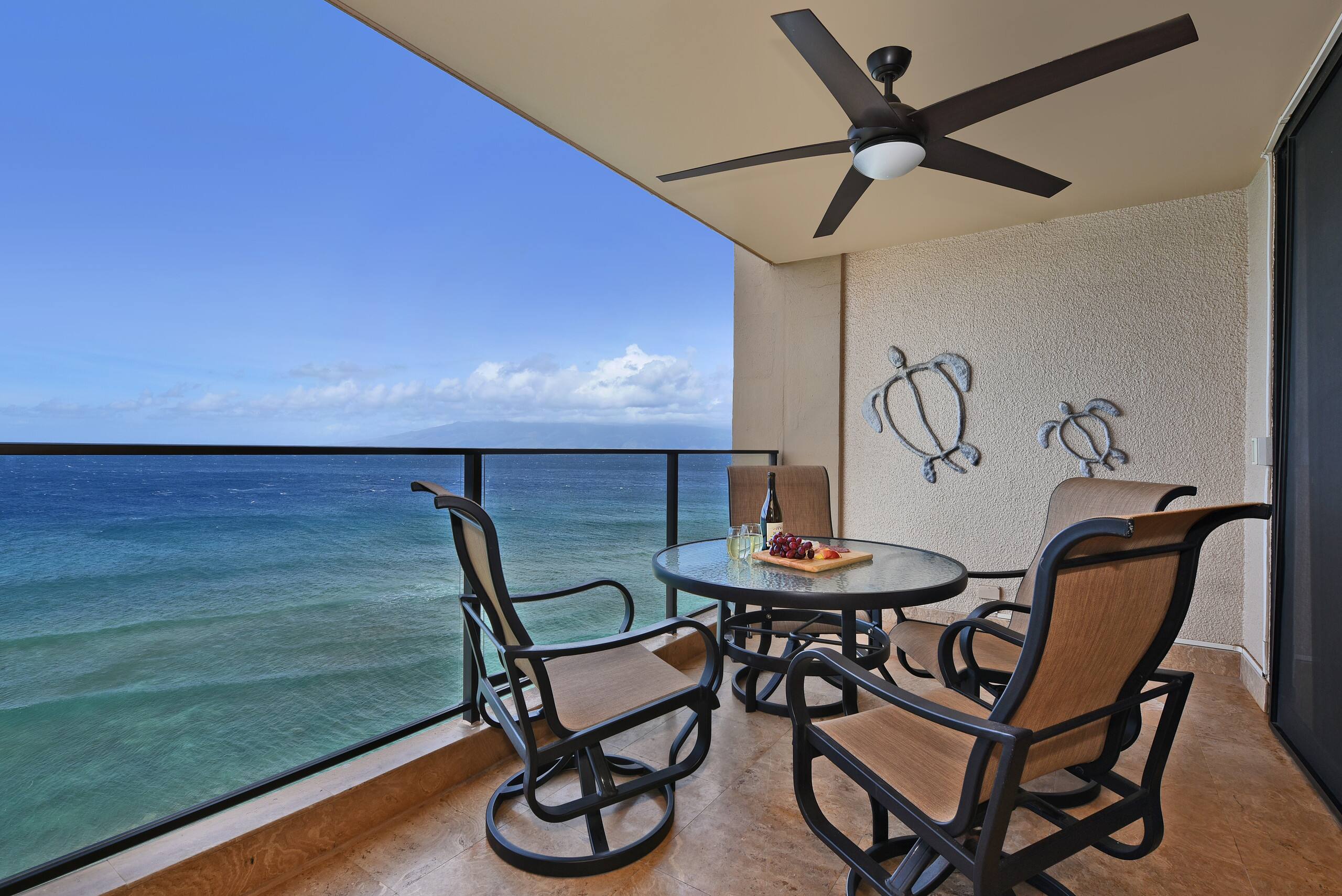 Condo in Lahaina · ★4.92 · 1 bedroom · 2 beds · 1 bath - Image 29