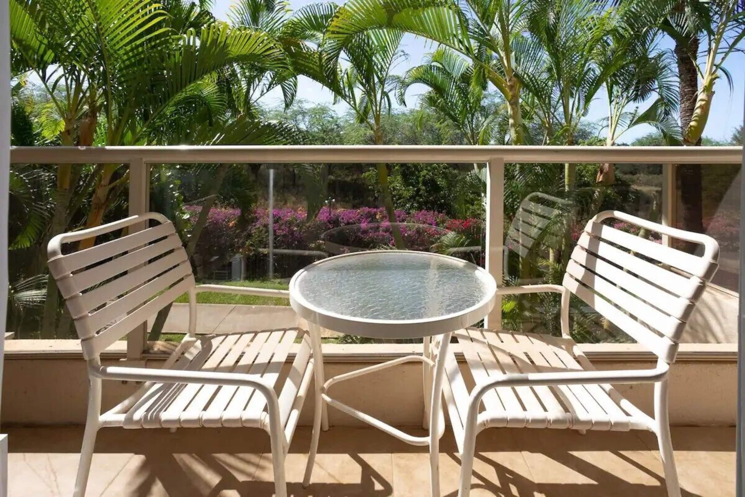 Condo in Kihei · ★4.96 · Studio · 1 bed · 1 bath - Image 4
