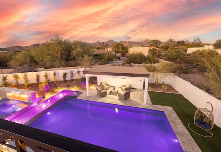 Hózhó |Mountain View Home| Pool, Hot Tub & Theatre - Scottsdale