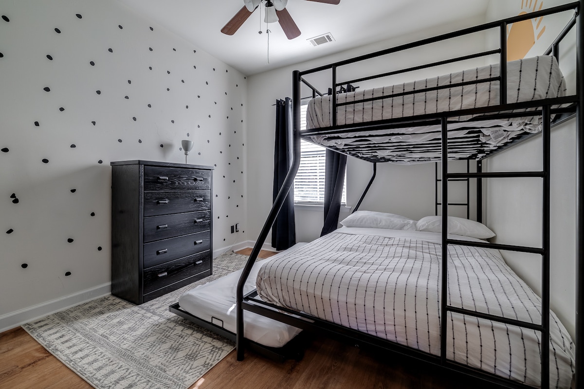 Dormitorio 3, litera completa / doble con cama nido.