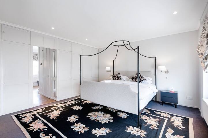 Notting Hill Townhouse -by Out of Office Lifestyle gallery image 4