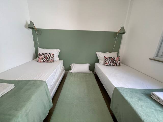 Charming apartment in Leblon / BestHostRio gallery image 5