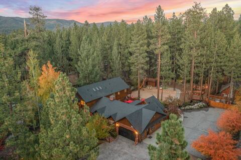 Private Estate on 1 acre. Close to Slopes&Village