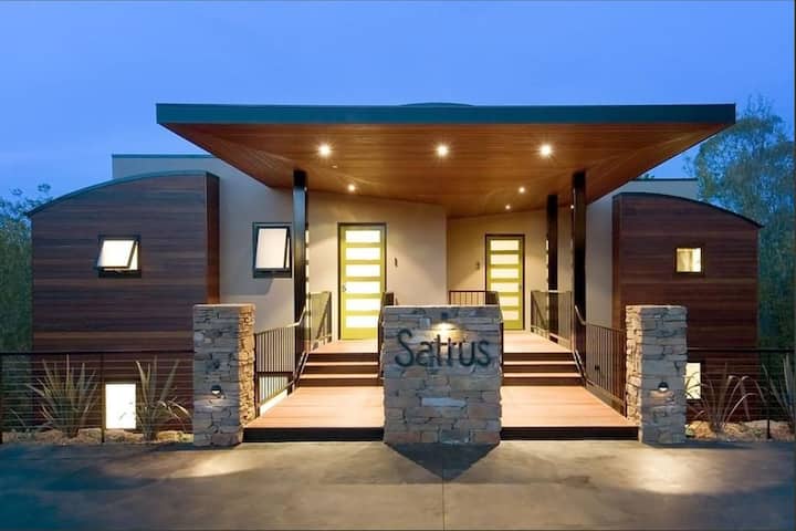 Saltus One- luxury panoramic retreat