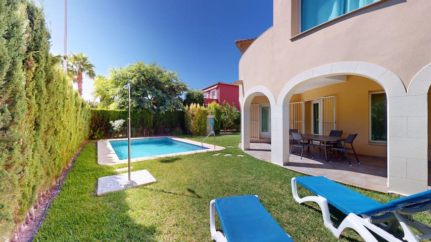 Oliva Nova Turismo managed Airbnb listing 2