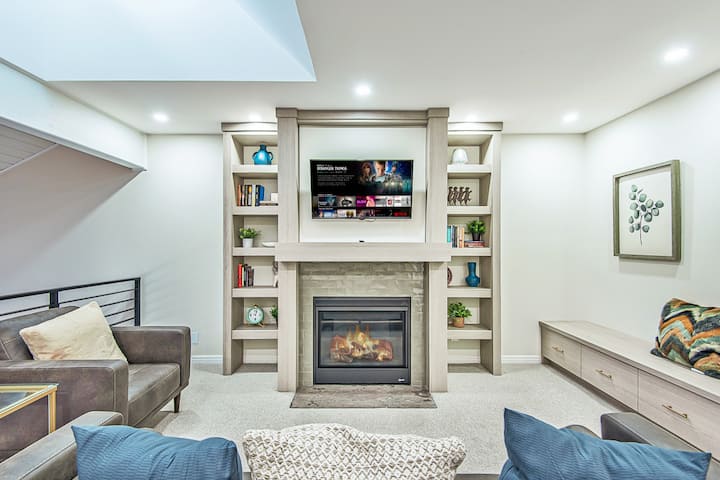 Canyon View Ski House | Sleeps 14 + Hot Tub - Cottonwood Heights, UT