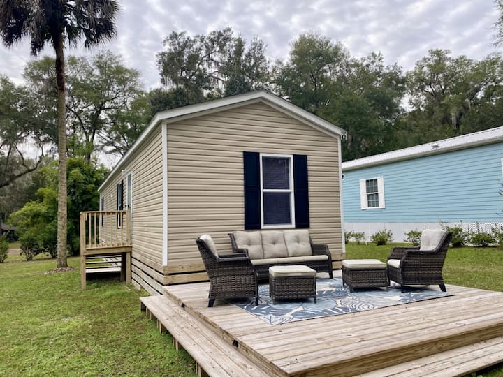 Rainbow River Bungalow Q in Dunnellon, Florida, United States Airbnb