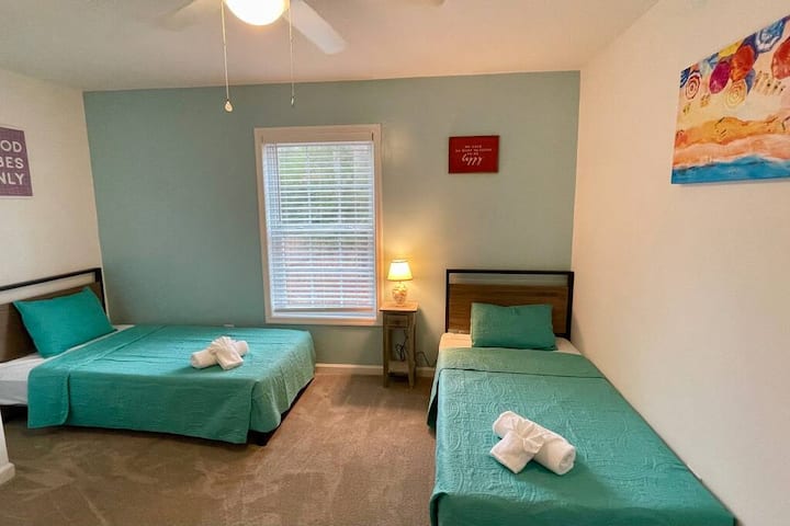 99fe6616 a8e3 47f3 bd8d e53b1335a3bd