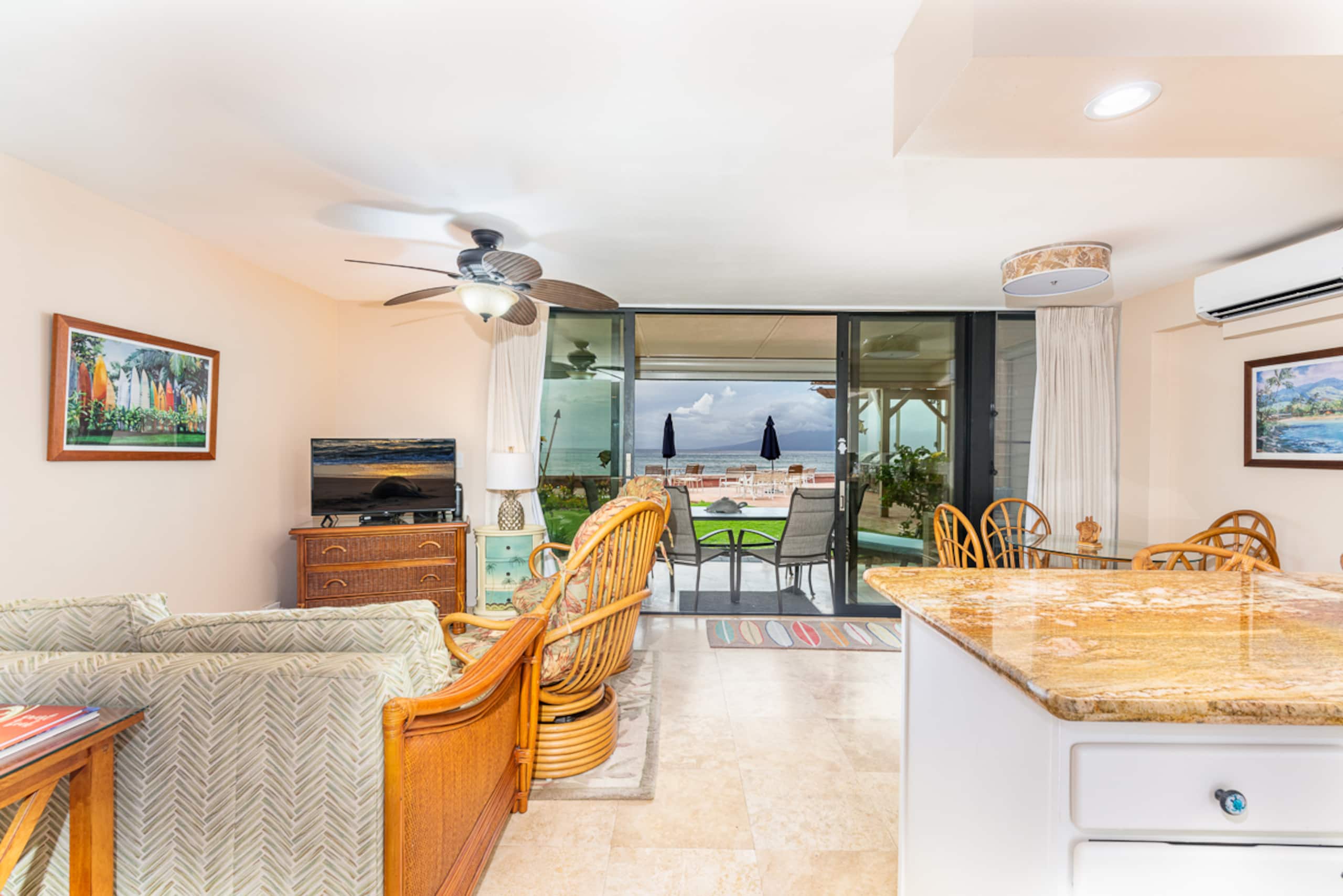 Condo in Lahaina · ★5.0 · 2 bedrooms · 3 beds · 2 baths - Image 51