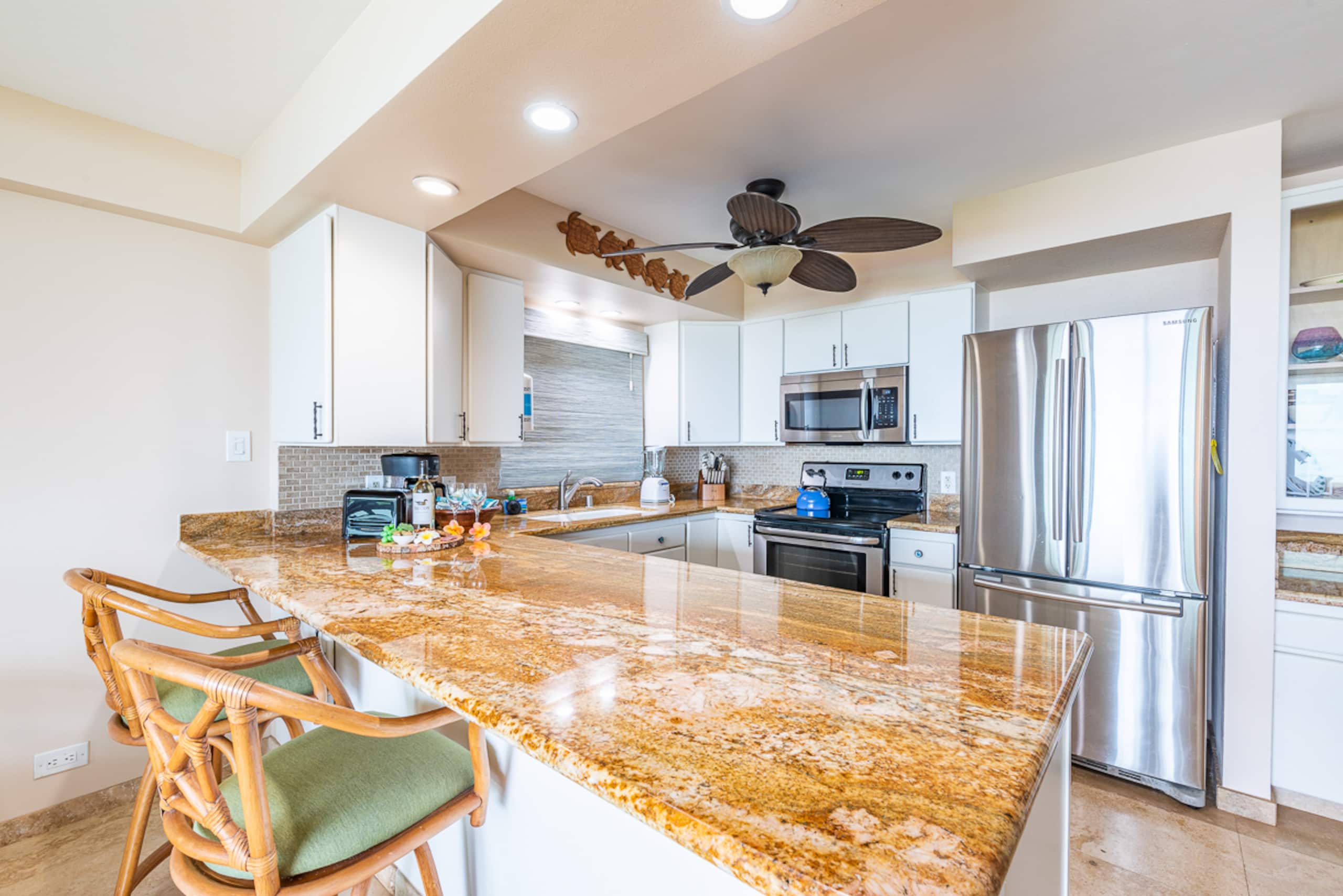 Condo in Lahaina · ★5.0 · 2 bedrooms · 3 beds · 2 baths - Image 48