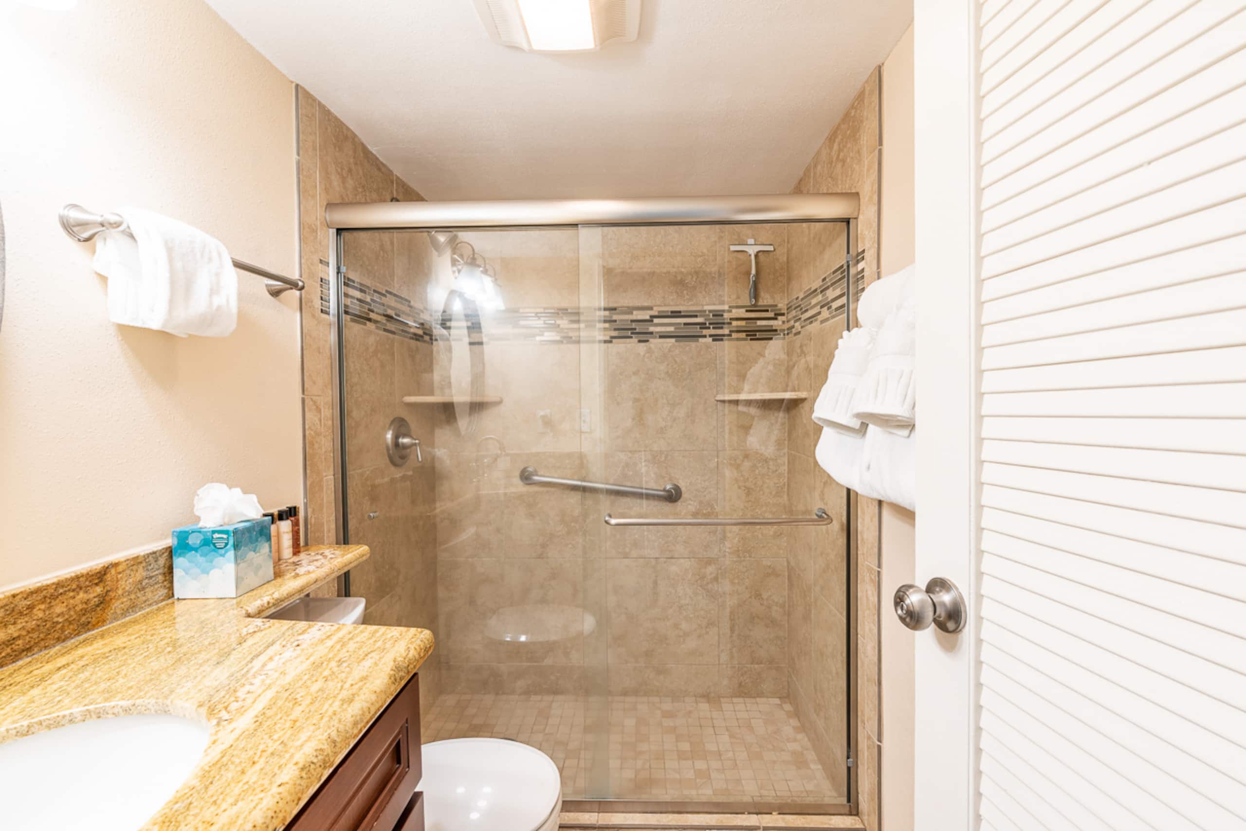 Condo in Lahaina · ★5.0 · 2 bedrooms · 3 beds · 2 baths - Image 11