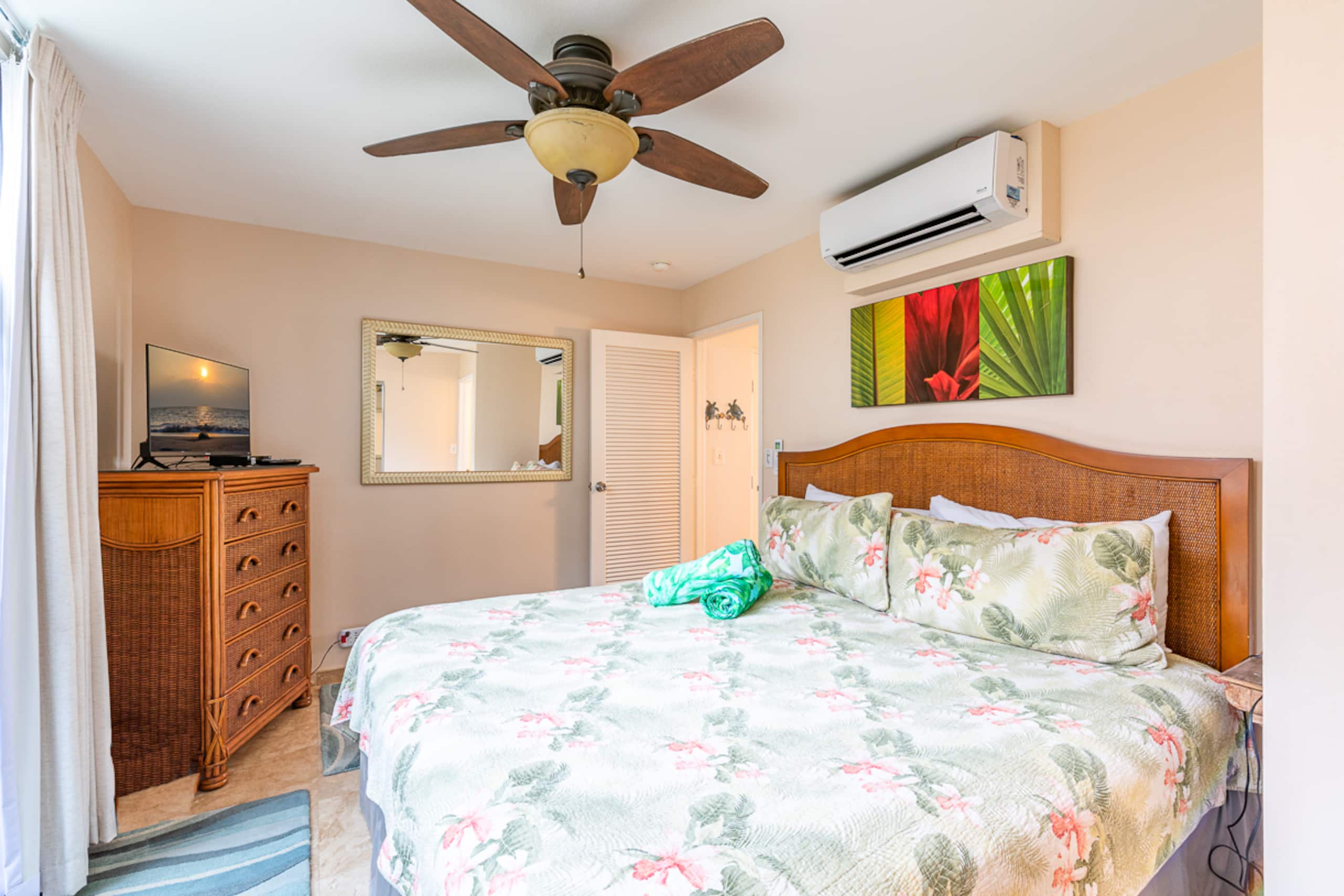 Condo in Lahaina · ★5.0 · 2 bedrooms · 3 beds · 2 baths - Image 5