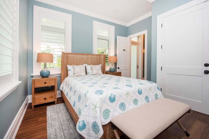 Lower Queen -sviitti.