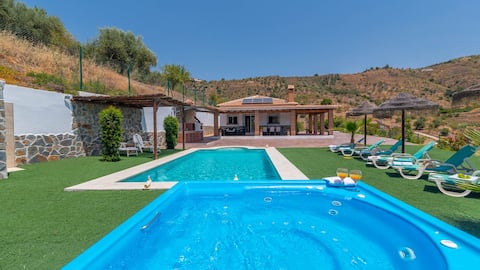 Casa La Fuente Pinta Arenas by Ruralidays.