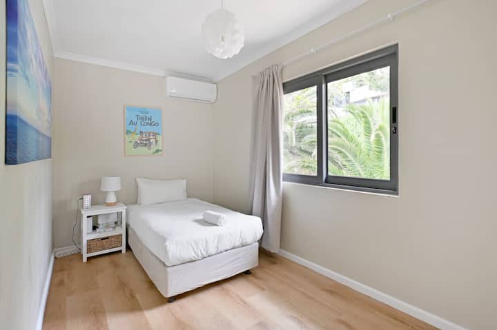 Single room with AC