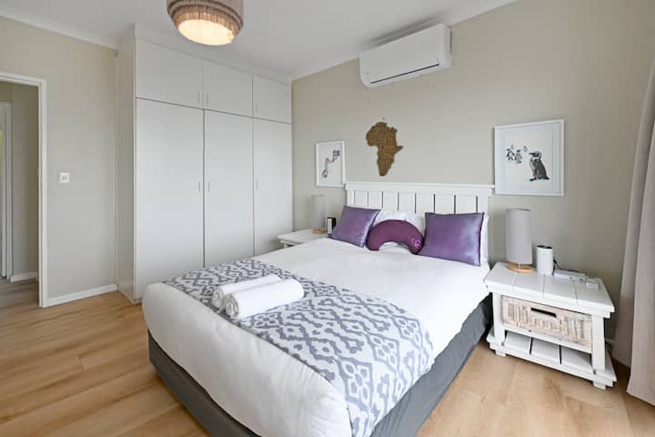 Twin room with private wraparound balcony