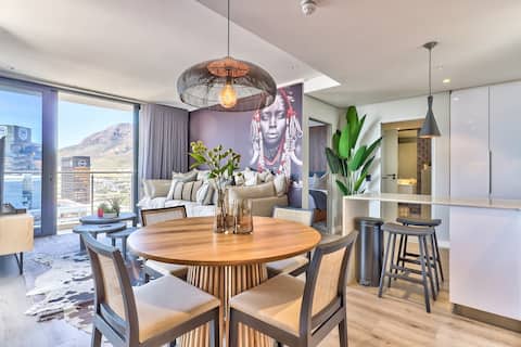 African Chic with Incredible Views & Pool Deck