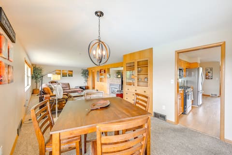 Family-Friendly Yakima Escape w/ Yard & Pool!