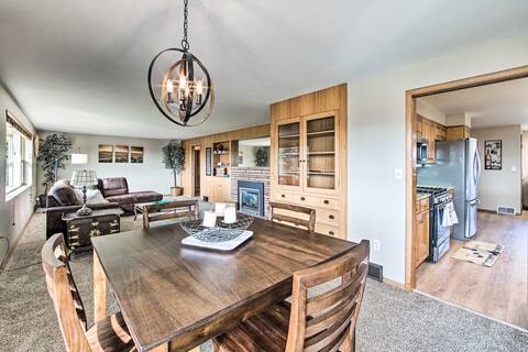 Family-Friendly Yakima Escape w/ Yard & Pool!