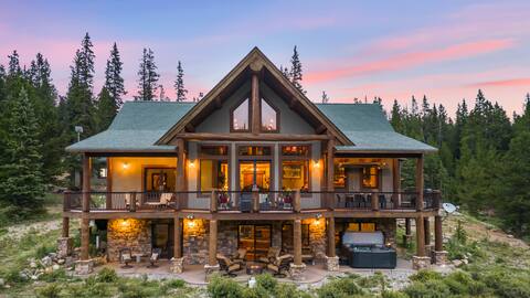 16mi to Breckenridge, Pool Table, Hot Tub, Pets