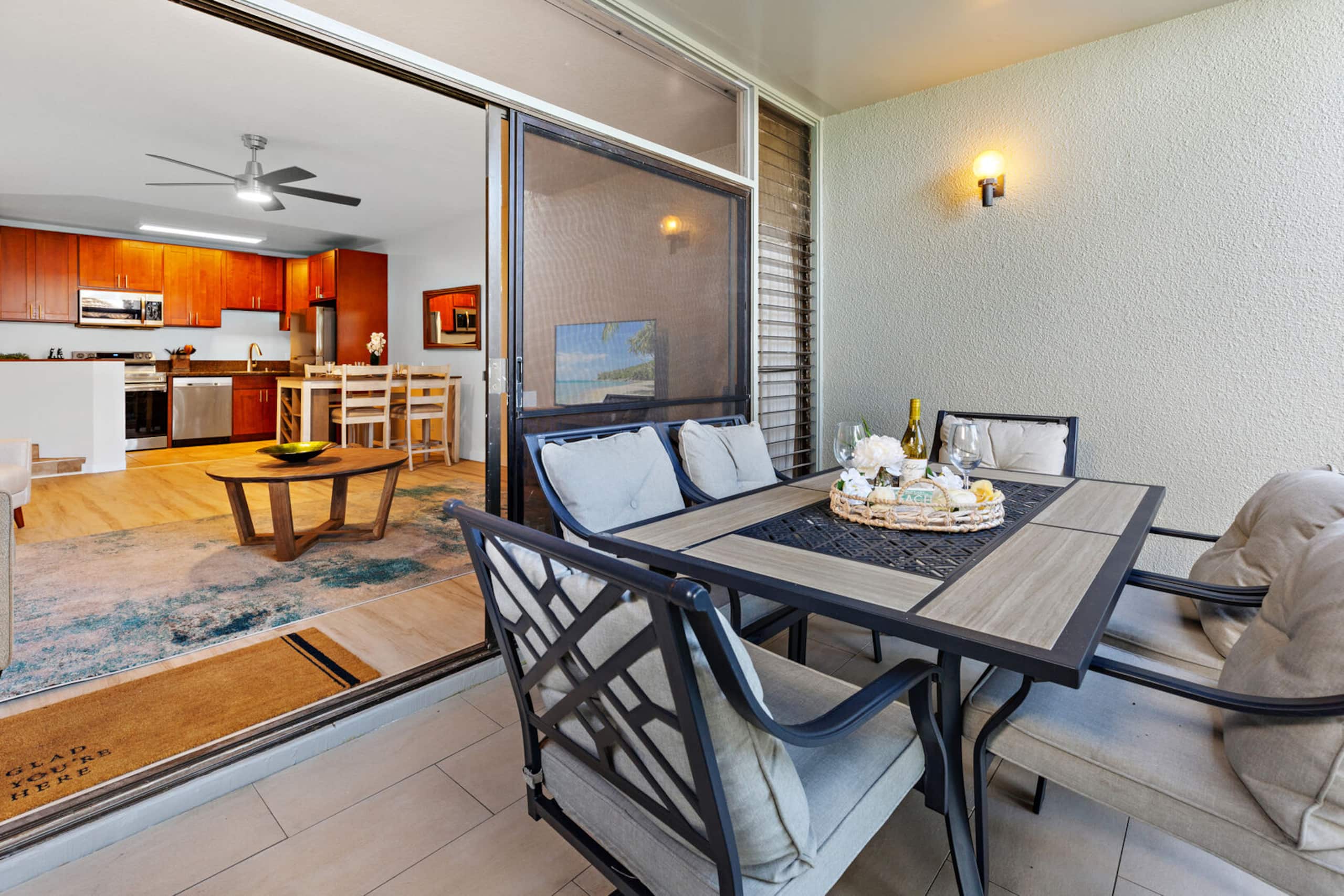 Condo in Lahaina · ★4.82 · 1 bedroom · 2 beds · 1 private bath - Image 4