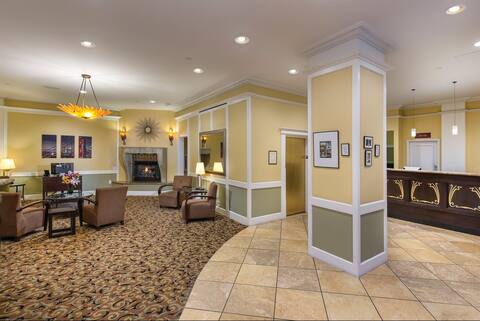 Successful Airbnb property: San Francisco Resort Studio Hotel in Financial District/Barbary Coast
