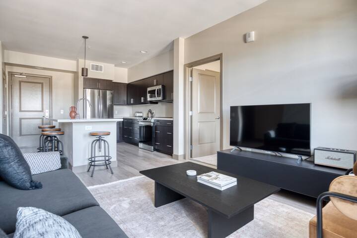 Blueground | Burlingame, gym & w/d, nr Caltrain gallery image 3