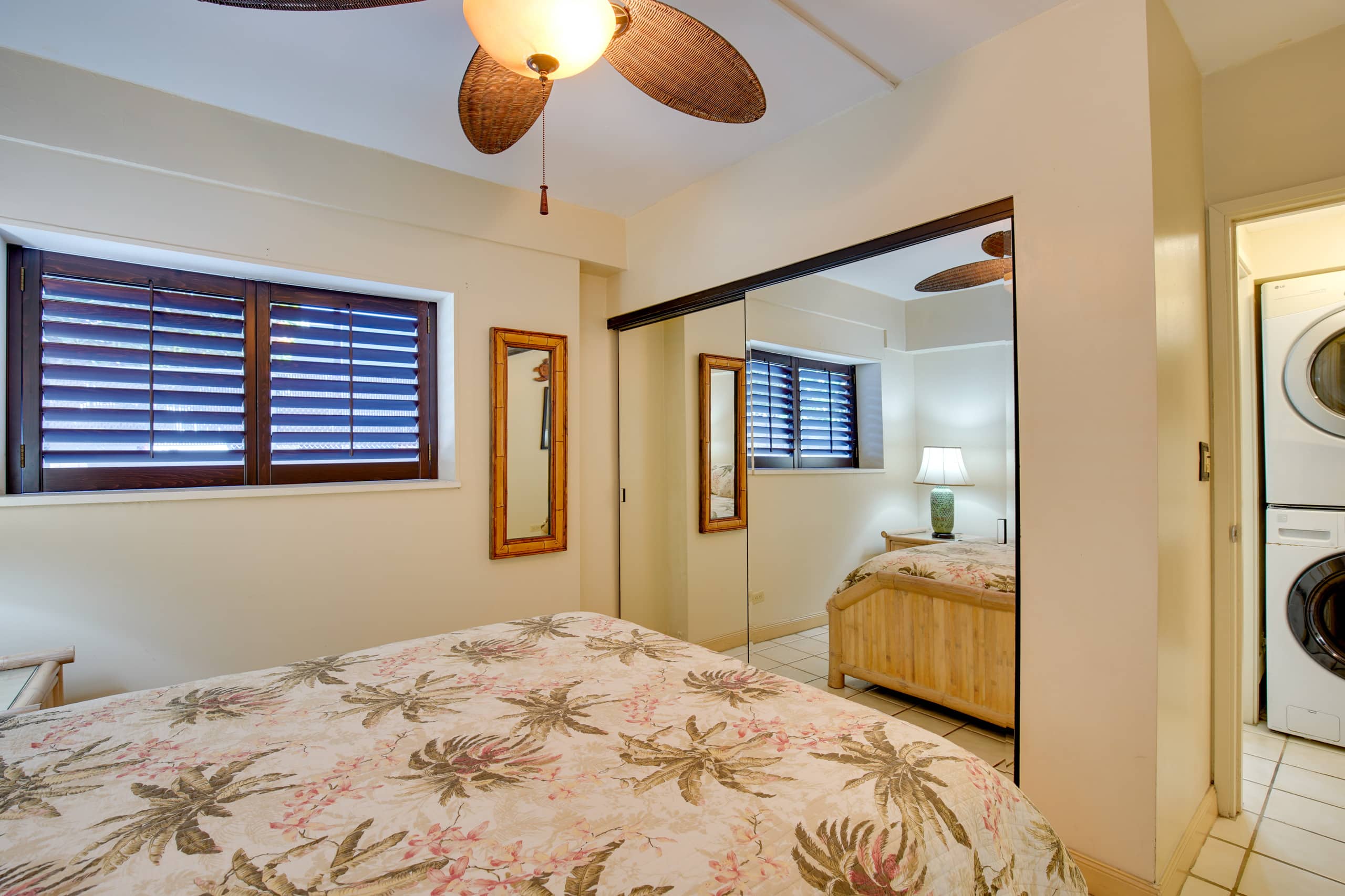 Condo in Kailua-Kona · ★4.63 · 2 bedrooms · 3 beds · 2 shared baths - Image 15