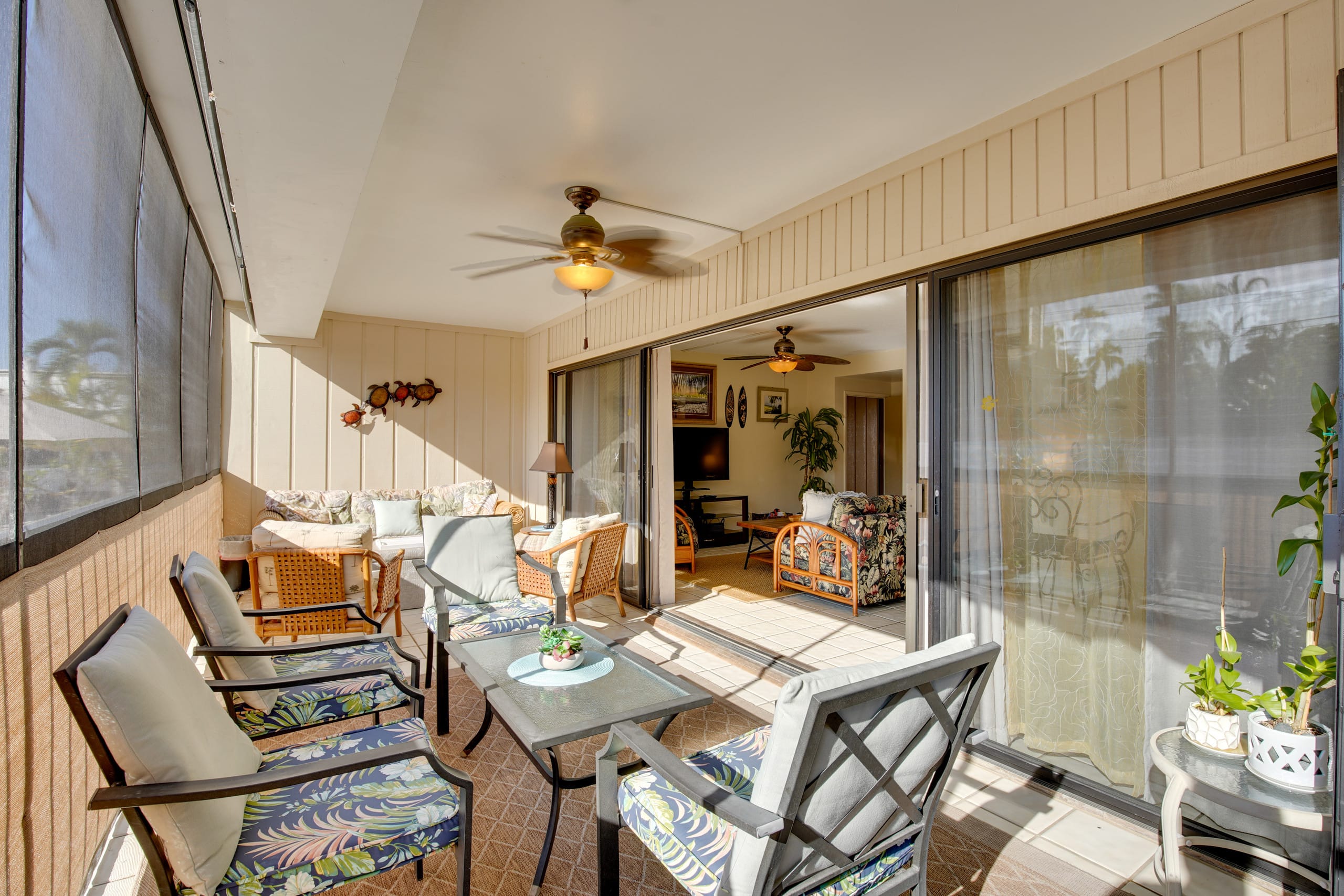 Condo in Kailua-Kona · ★4.63 · 2 bedrooms · 3 beds · 2 shared baths - Image 1
