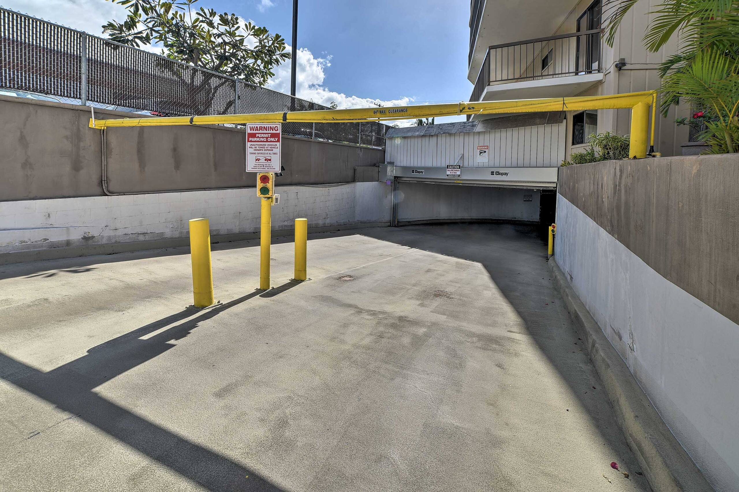 Condo in Kailua-Kona · ★4.63 · 2 bedrooms · 3 beds · 2 shared baths - Image 28