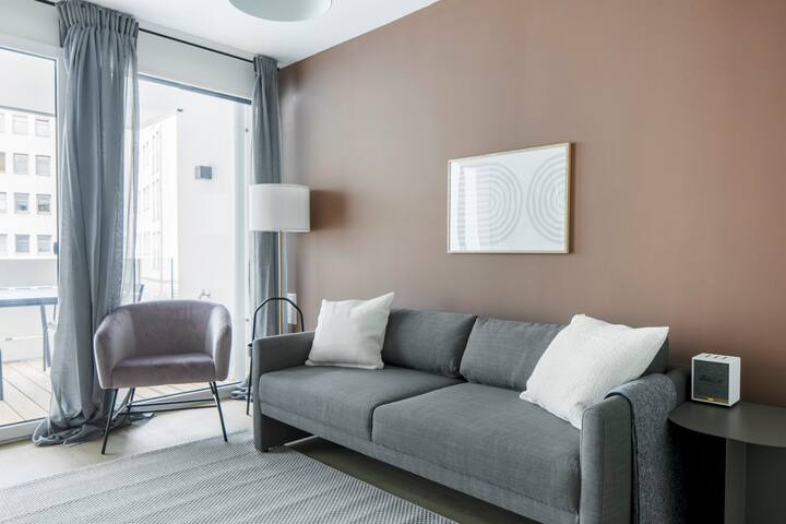 New Reno Innere Stadt 1br W/ Balcony & Elevator, Nr Metro, By Blueground - Vienna