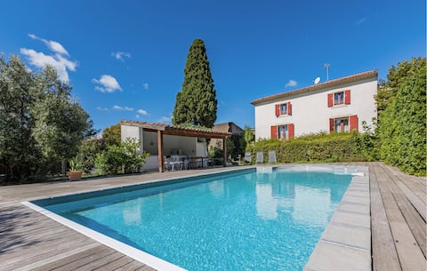 Lovely home in Laurens