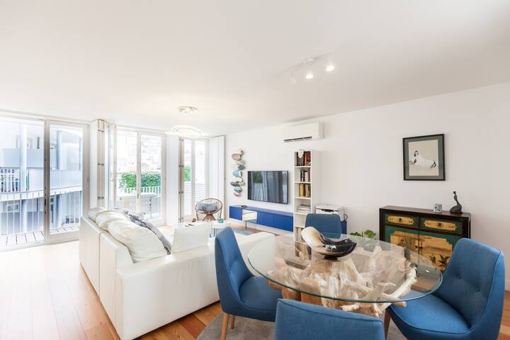 FLH Mouraria Blue Design with Parking & Pool gallery image 5