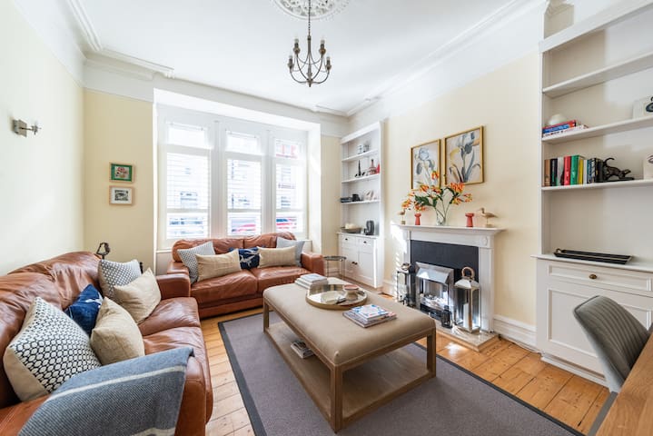 Delightful 2 Bed Fulham Apt Nr the River Thames
