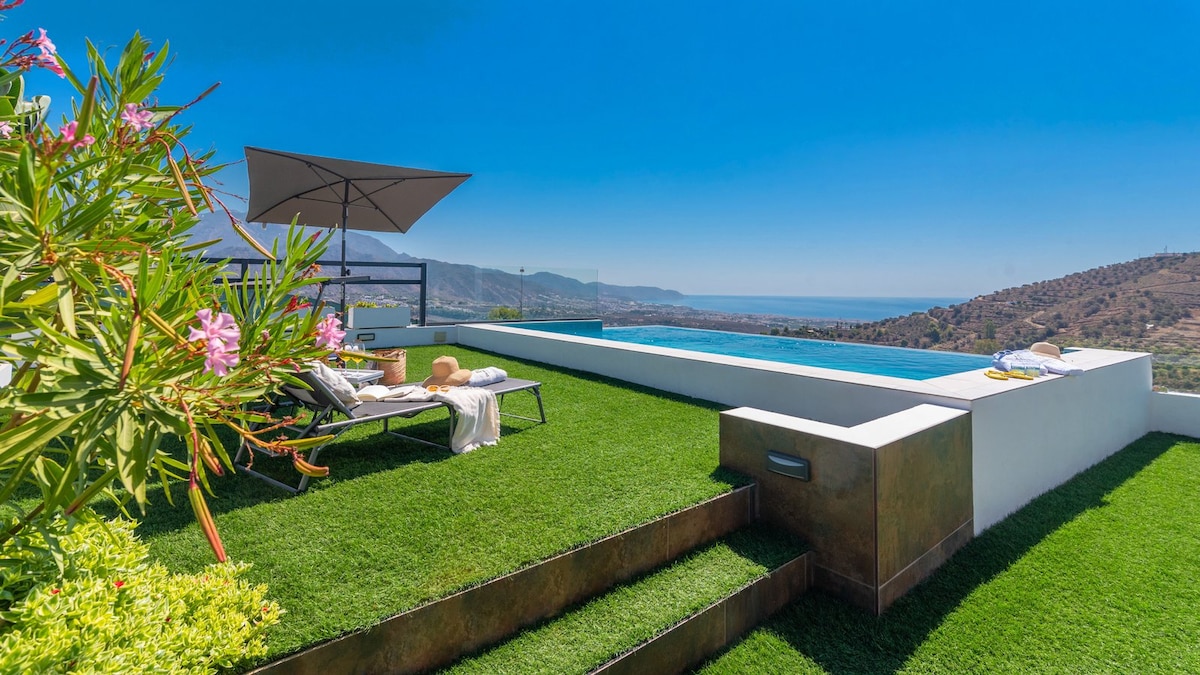 Popular Airbnb listing: Villa Alborada Torrox by Ruralidays in Torrox