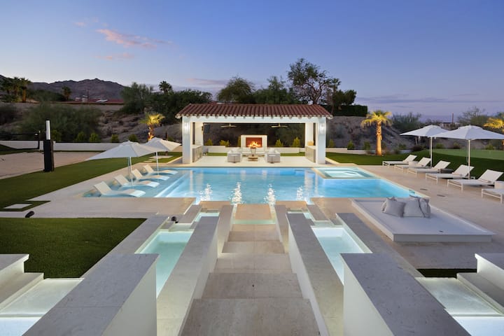 Jaguar Estate - Pickleball Estate with 2 Pools