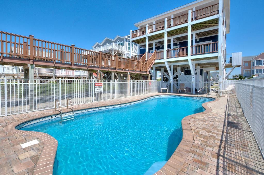Adventures in Paradise: Oceanfront w/ Private Pool