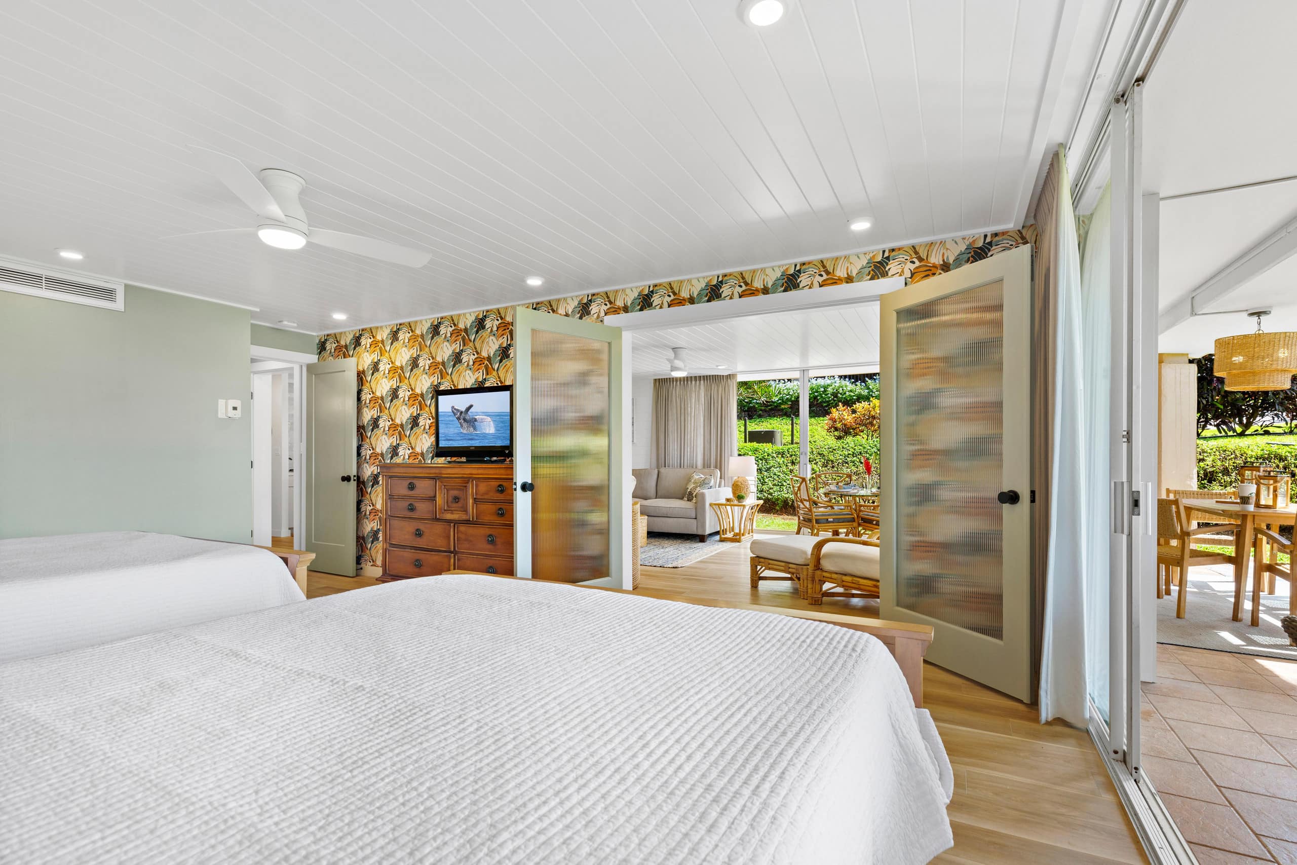 Condo in Lahaina · ★4.95 · 1 bedroom · 2 beds · 1 bath - Image 16