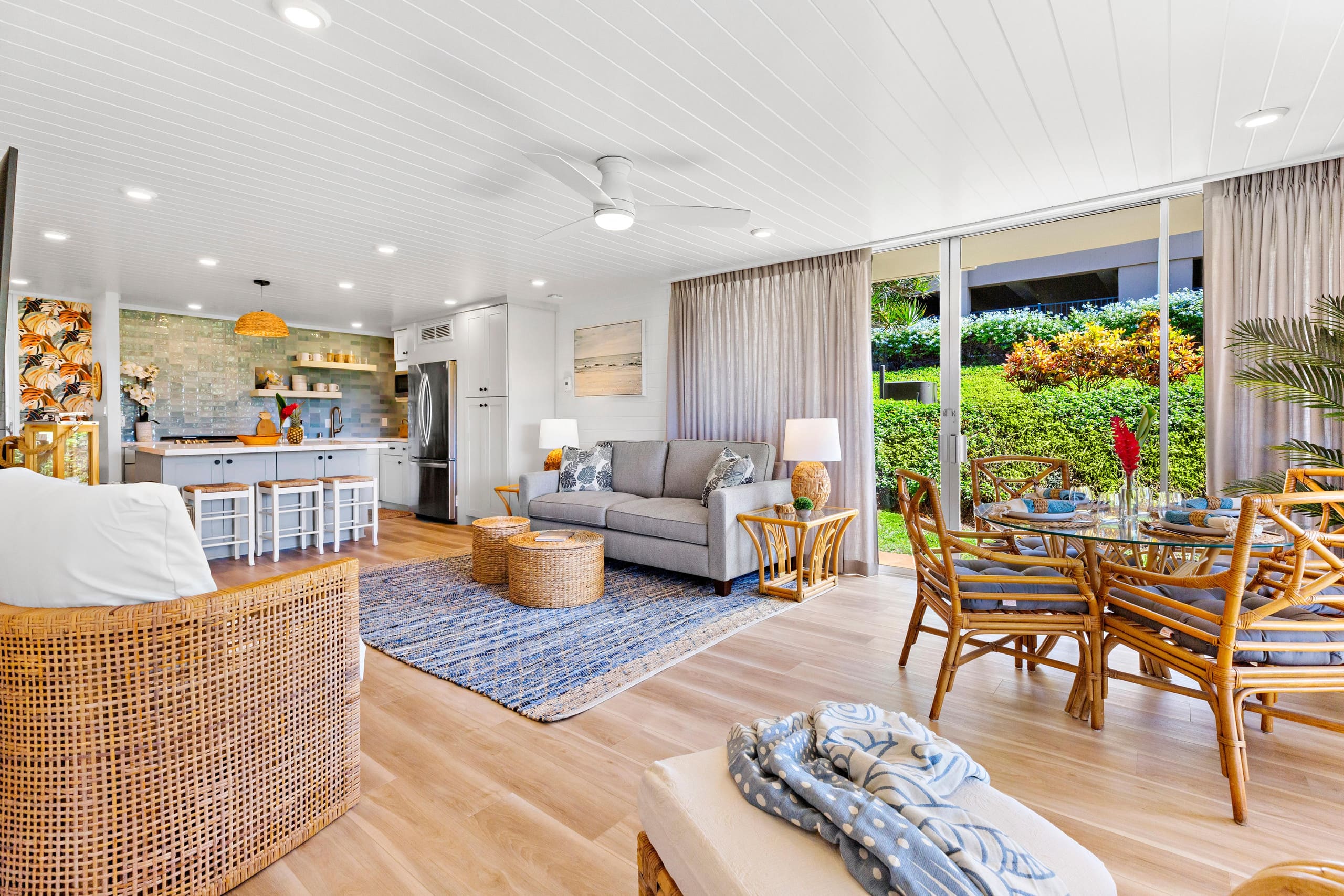 Condo in Lahaina · ★4.95 · 1 bedroom · 2 beds · 1 bath - Image 7