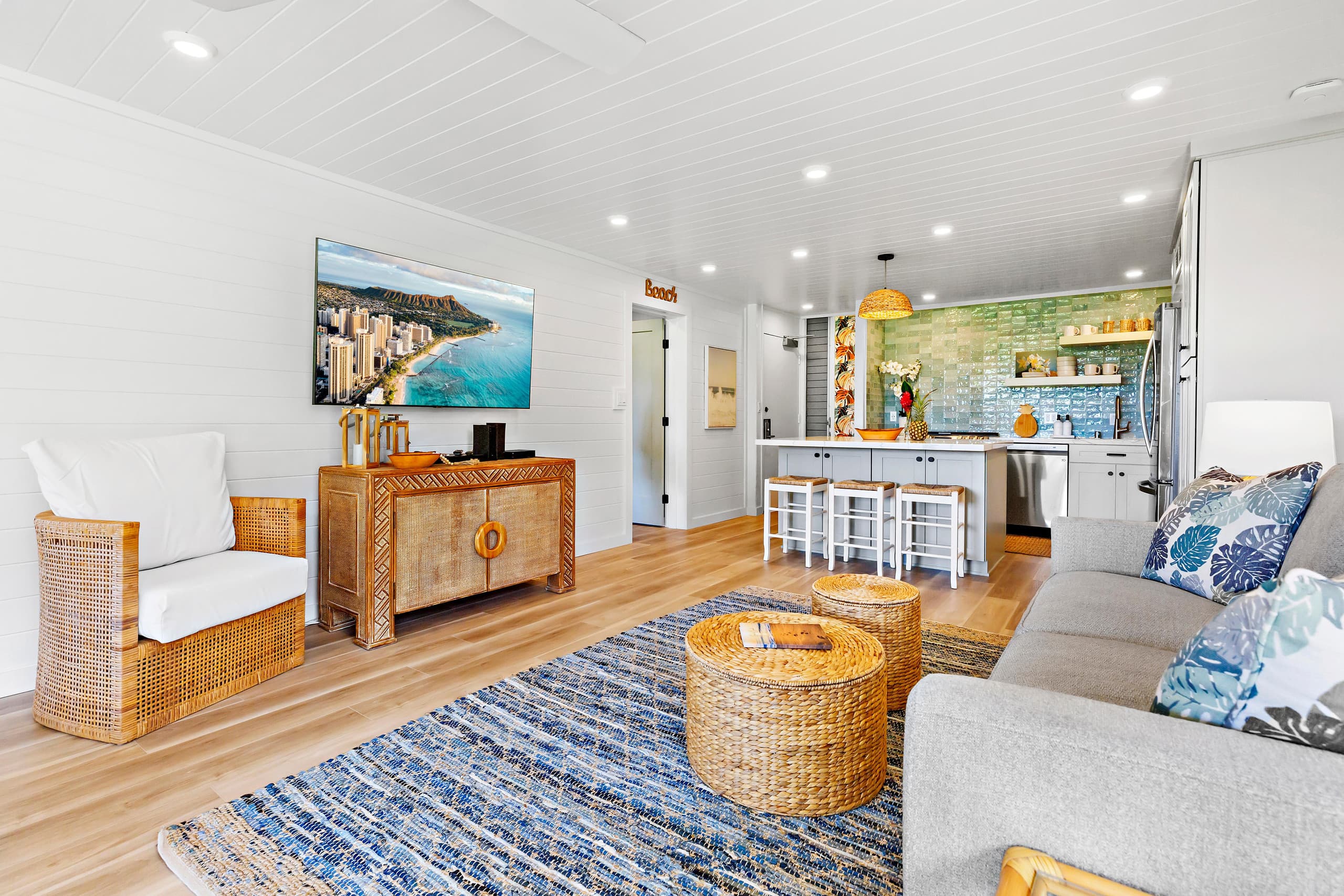 Condo in Lahaina · ★4.95 · 1 bedroom · 2 beds · 1 bath - Image 8