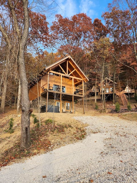 Denali: 8 Person Mini Lodge & Hot Tub (16 of 16)